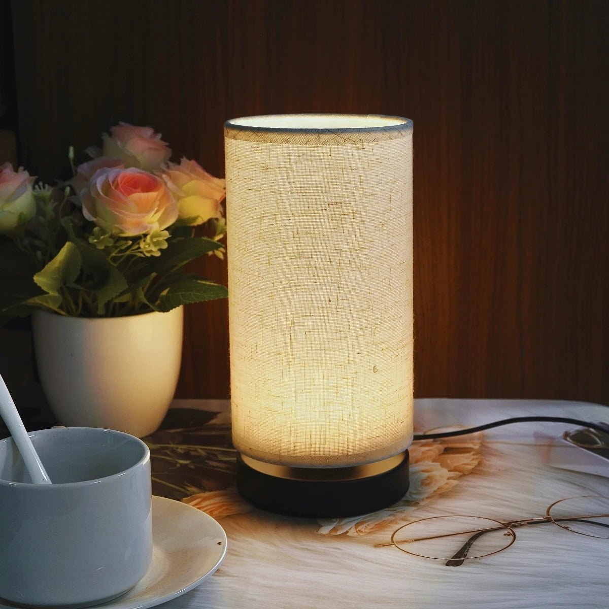 CIDRO™ USB Table Lamp – Soft Glow for Bedside or Desk -