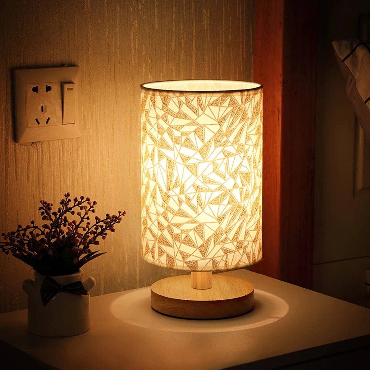 TEURUS™ USB Bedside Lamp – Dimmable Modern Fabric Light -
